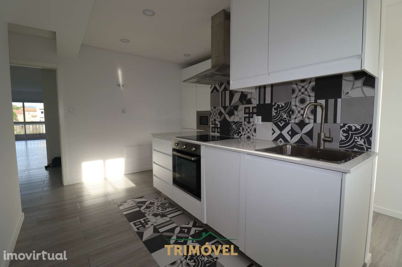 Apartamento T3 Venda em São João da Madeira,São João da Madeira - Grande imagem: 2/17