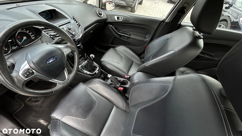 Ford Fiesta 1.0 EcoBoost Titanium X - 11