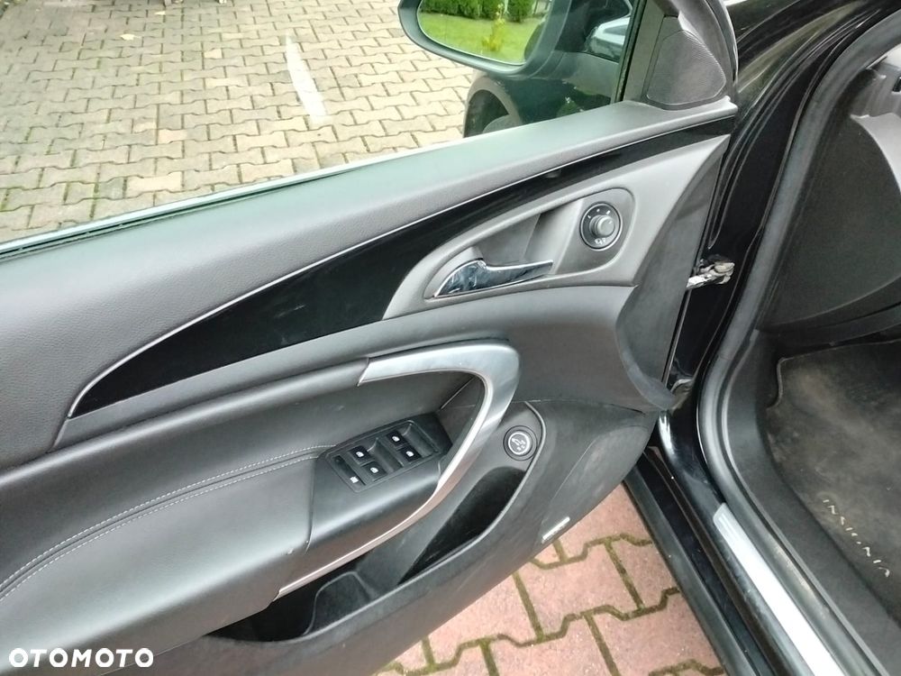 Opel Insignia 1.6 T Cosmo - 17