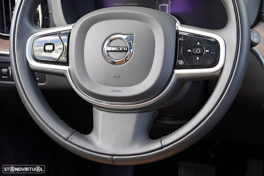 Volvo XC 60 2.0 B4 Inscription Geartronic - 33