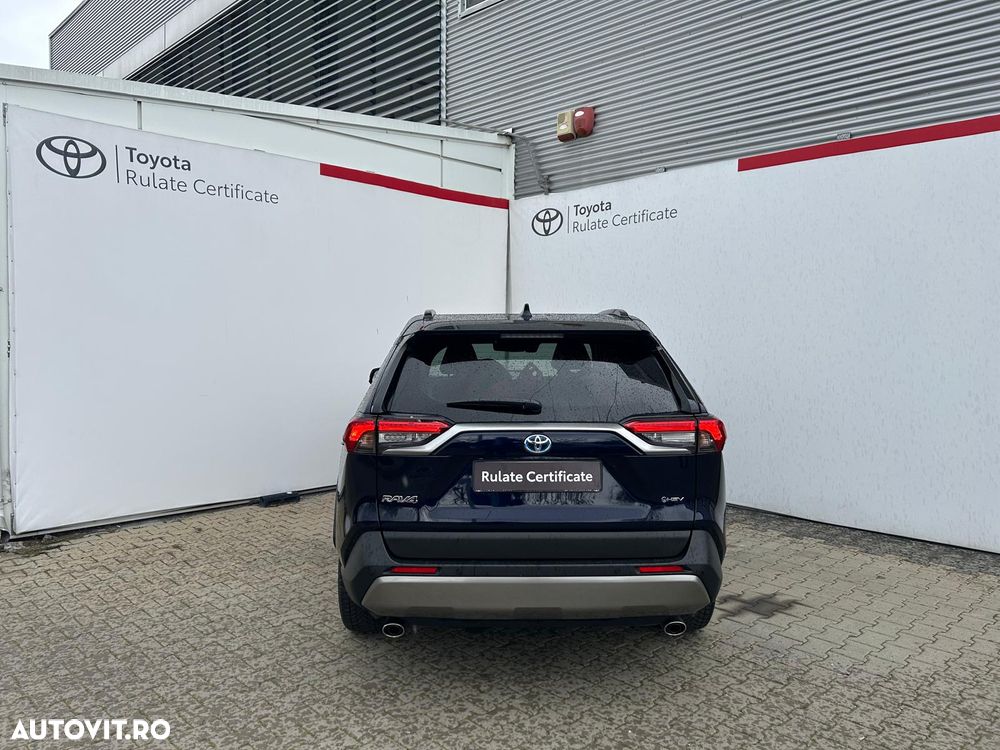 Toyota RAV4 - 17