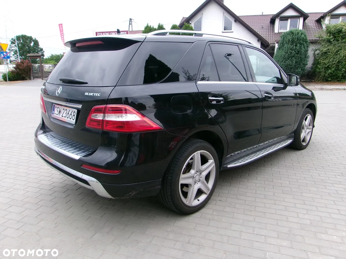 Mercedes-Benz ML 350 BlueTec 4-Matic - 5