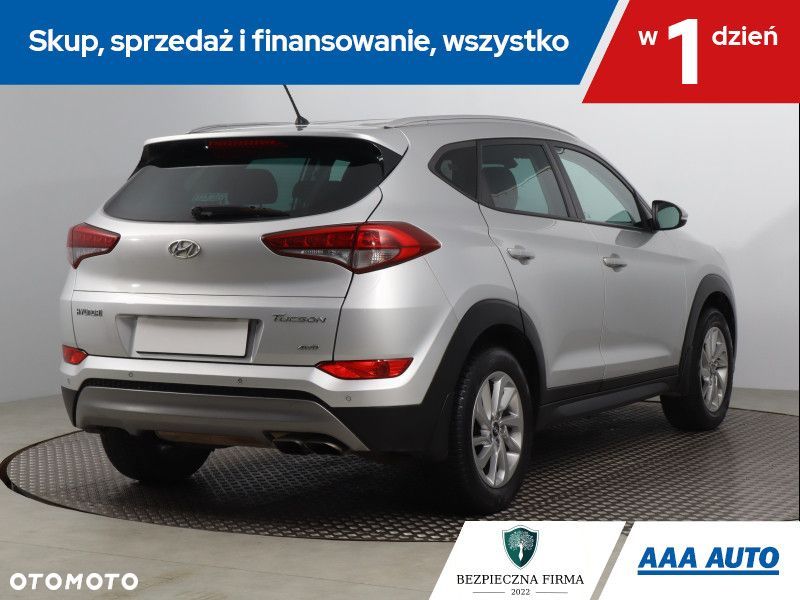 Hyundai Tucson - 6