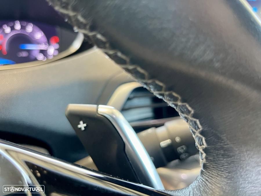 Peugeot 5008 1.2 PureTech Allure Pack EAT8 - 13