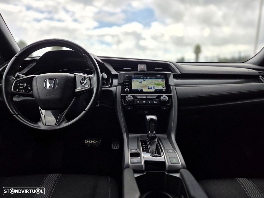 Honda Civic 1.0 i-VTEC Elegance Navi CVT - 8