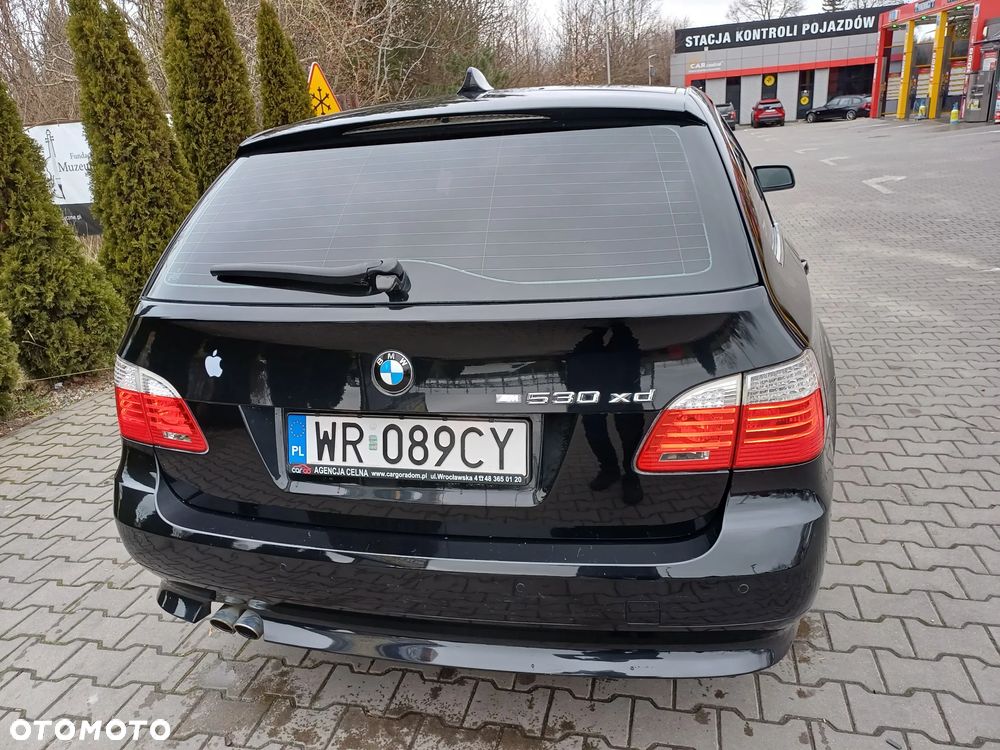 BMW Seria 5 530d xDrive - 15