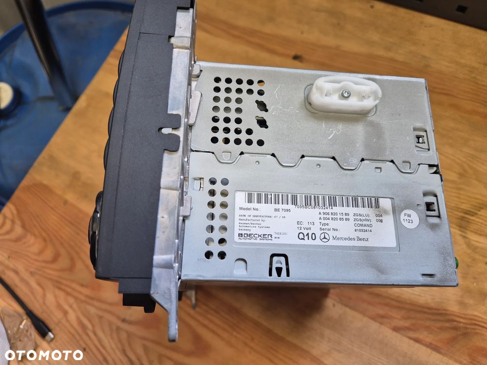 Radio CD nawigacja Mercedes Comand Becker BE7095 NTG2 Viano Vito Sprinter W639 - 2