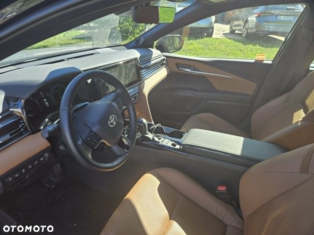 Toyota Camry 2.5 Hybrid Dynamic Force Executive e-CVT - 9
