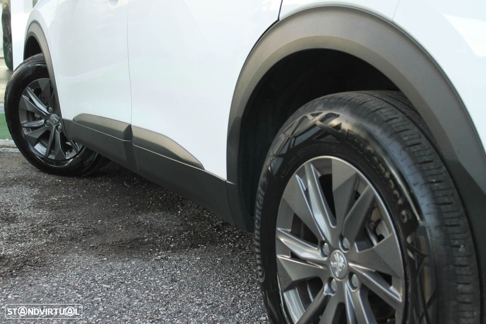 Peugeot 2008 1.2 PureTech Active Pack EAT8 - 44