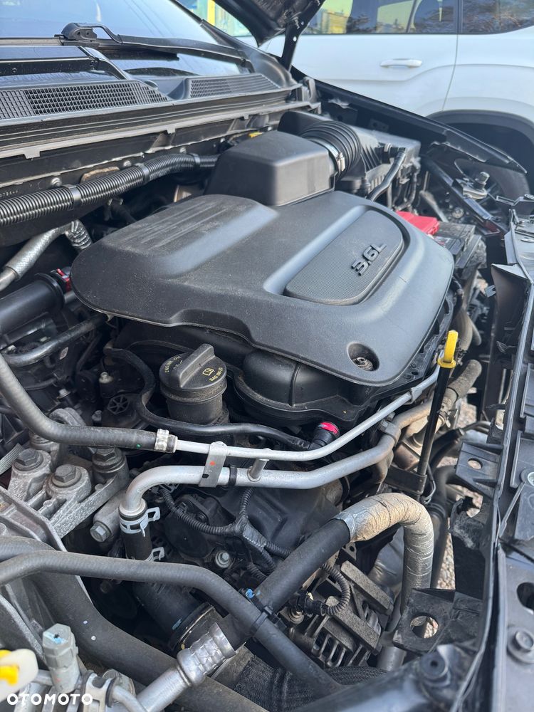 Chrysler Pacifica - 3