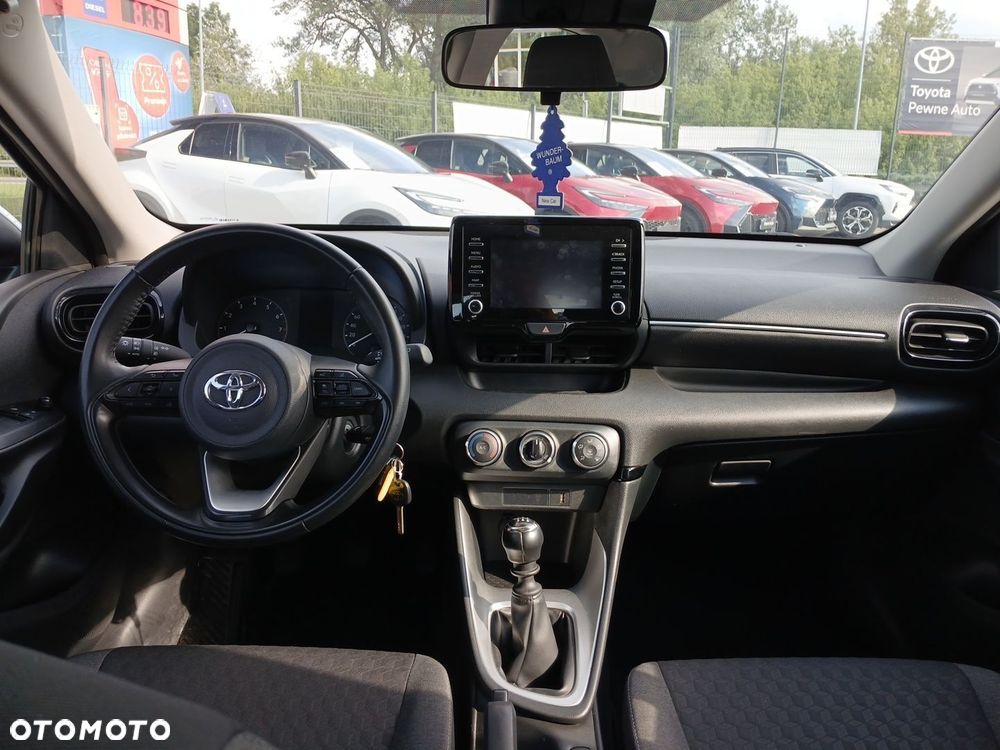 Toyota Yaris - 11