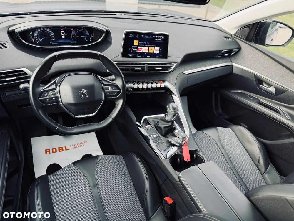 Peugeot 3008 BlueHDi 150 Stop & Start Allure - 24