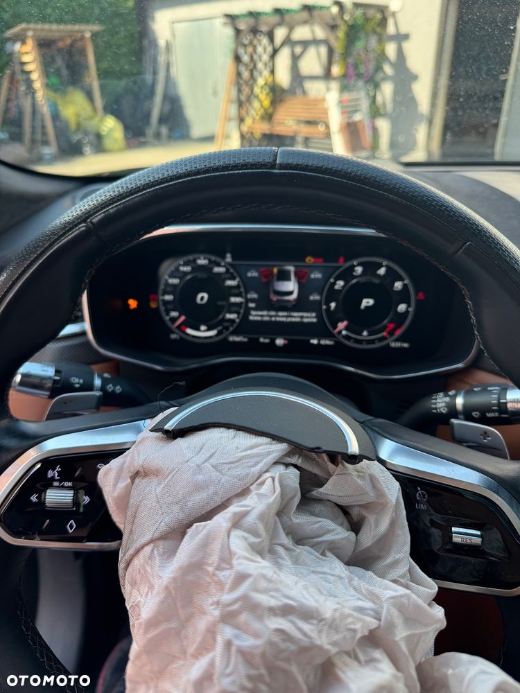 Jaguar F-Pace 5.0 V8 P550 AWD SVR - 28