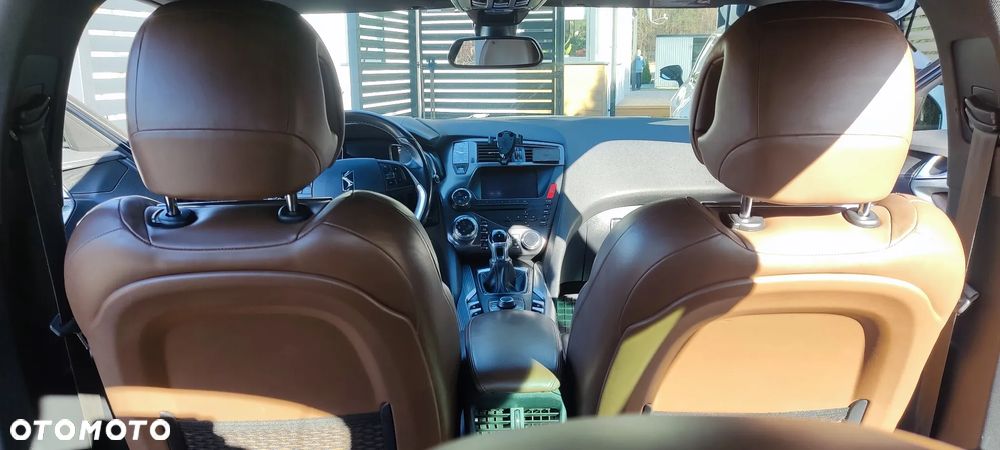 Citroën DS5 2.0 HDi SoChic - 12