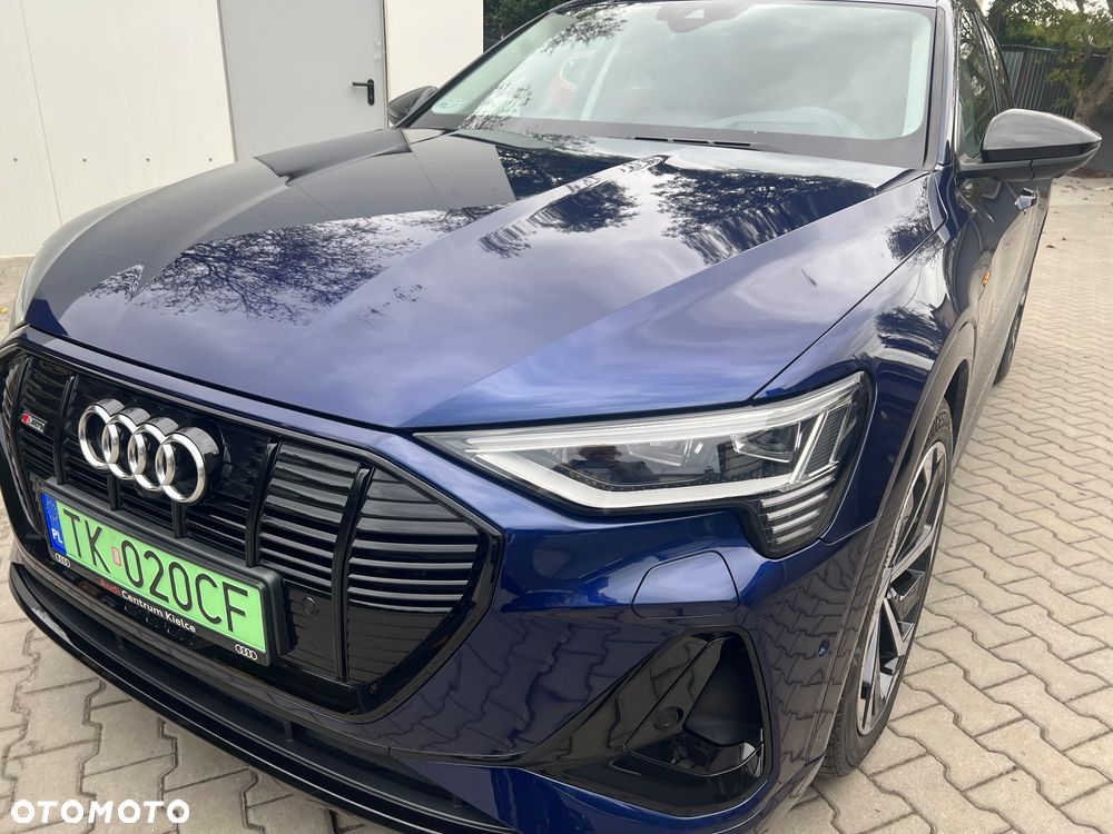 Audi Q8 Sportback e-tron 55 quattro S line - 30