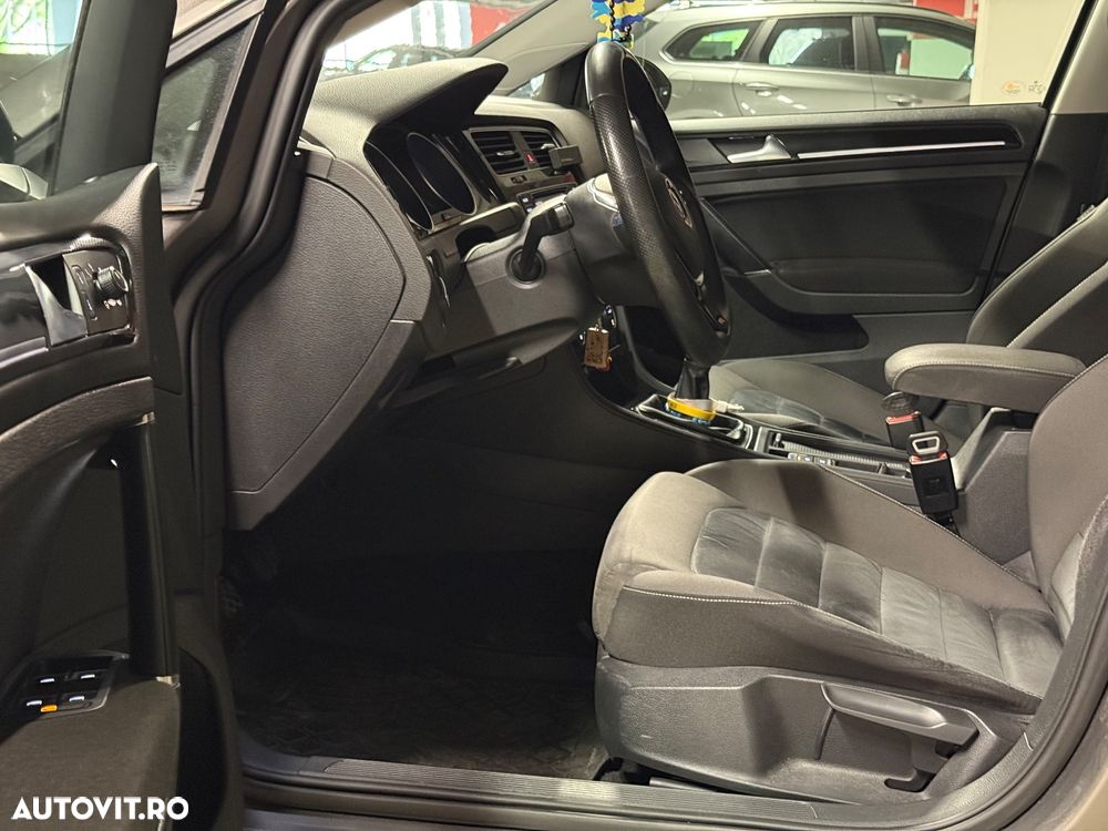 Volkswagen Golf 1.4 TSI BMT Highline - 10