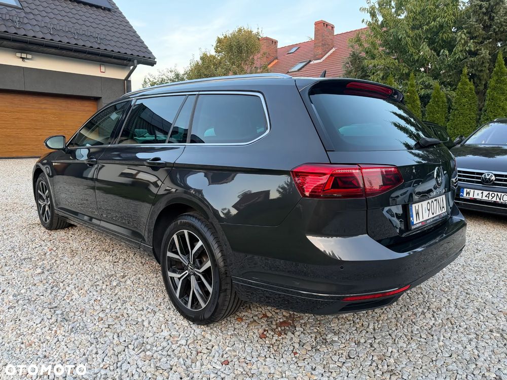 Volkswagen Passat Variant - 2