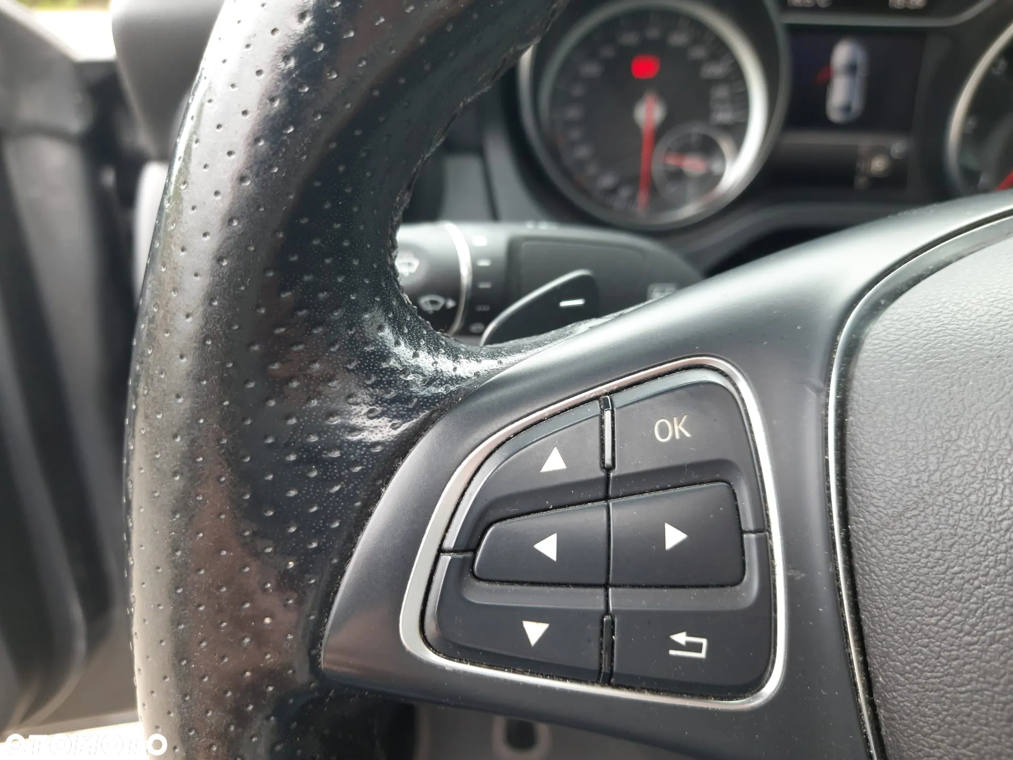 Mercedes-Benz CLA 200 d 7G-DCT AMG Line - 25