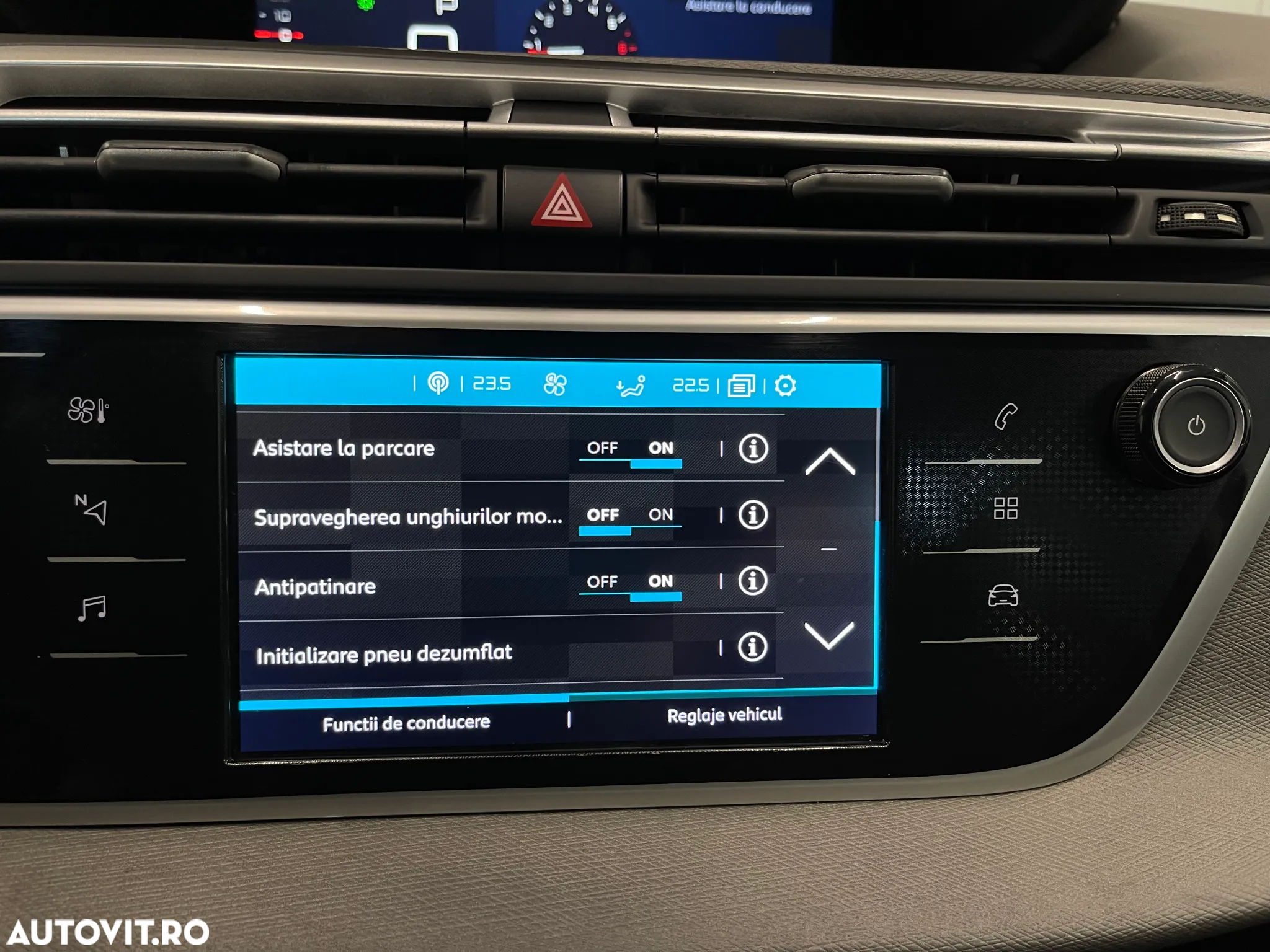 Citroën C4 Grand Space Tourer Spacetourer BlueHDi 130 Stop&Start EAT8 SHINE - 23