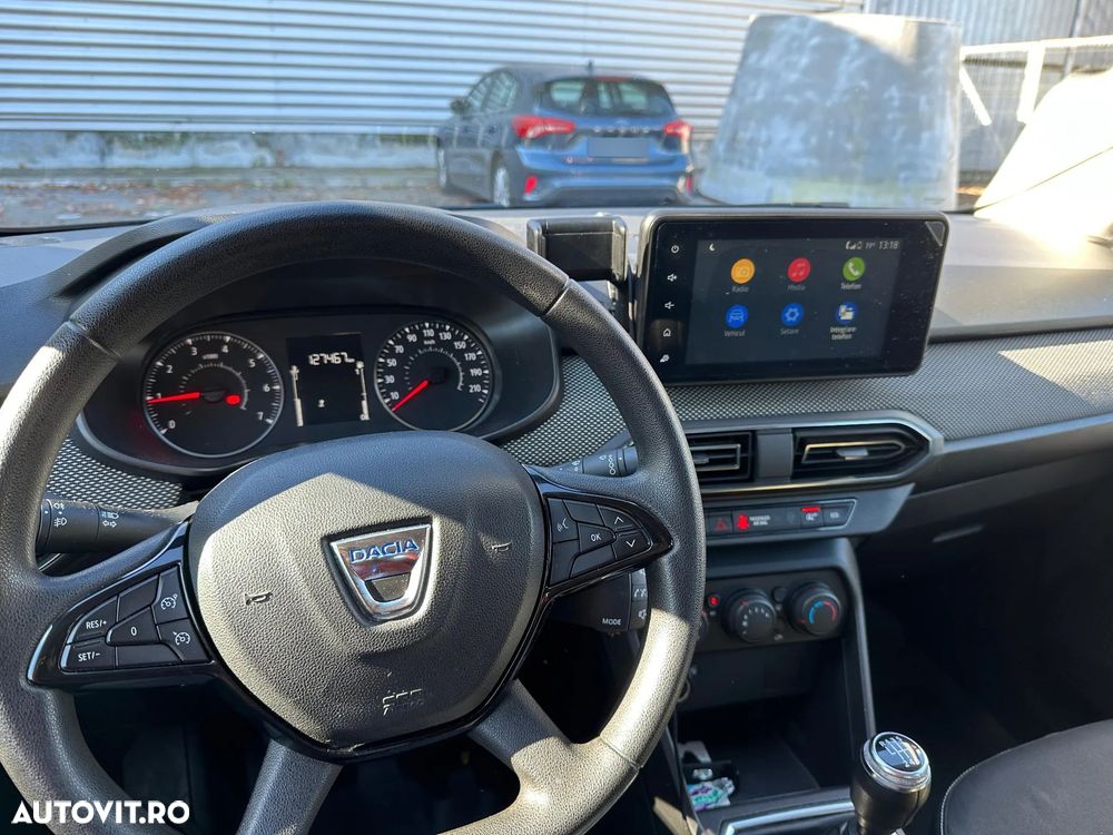 Dacia Logan TCe 90 MT6 Comfort - 8