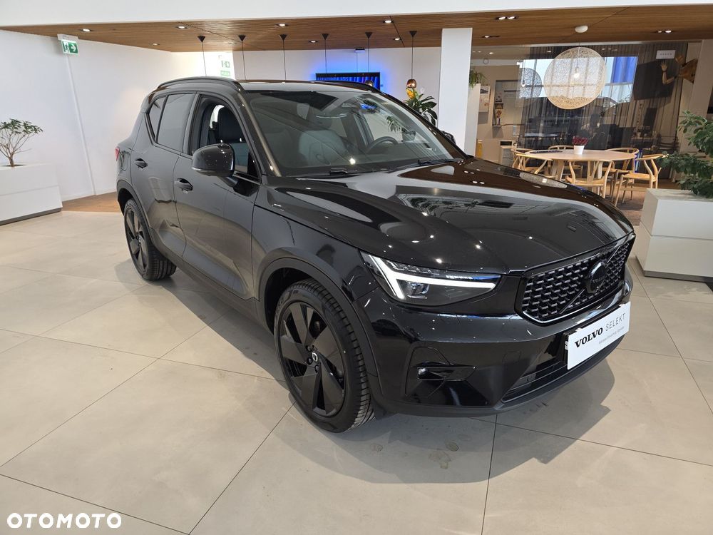Volvo XC 40 - 4