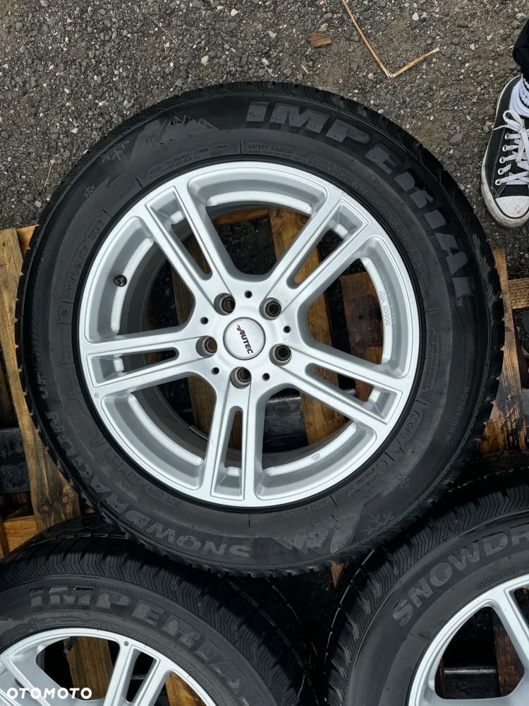 KOMPLET KÓŁ KOŁA KOŁO VOLKSWAGEN TIGUAN 215 / 65 17 - 3