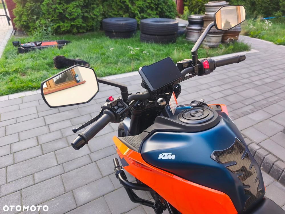 KTM Duke - 17