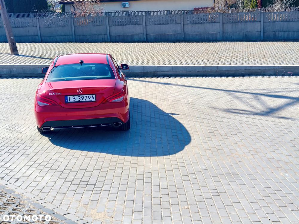 Mercedes-Benz CLA 250 7G-DCT - 9