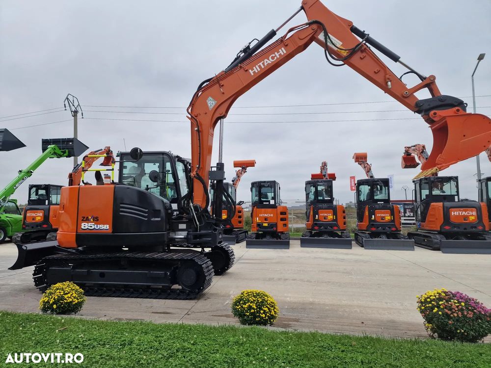 Hitachi ZX85-6, 2022, 2.582h, Masa Operationala 8,65t, CUPLA RAPIDA HIDRAULICA+3 CUPE NOI, SENILE NOI, Inst picon, camera spate, ad sapare 5m, ridica 4,5t, LAMA NIVELARE, Sistem antifurt, 58CP, Leasing 4 ani cu rata lunara 1300Eur/6500 lei,PROMOTIE 58.900eur - 9