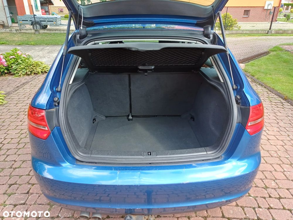 Audi A3 Sportback 2.0 TDI DPF Ambition - 12