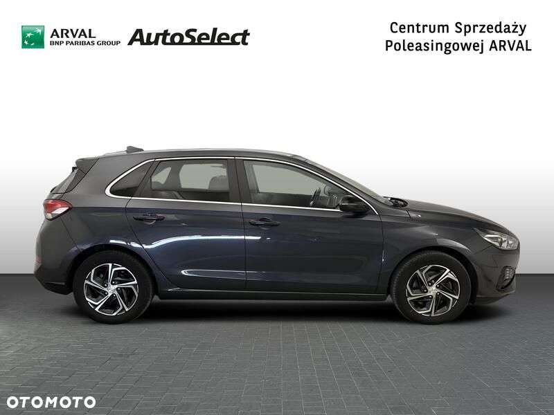 Hyundai i30 1.5 DPI Smart - 8