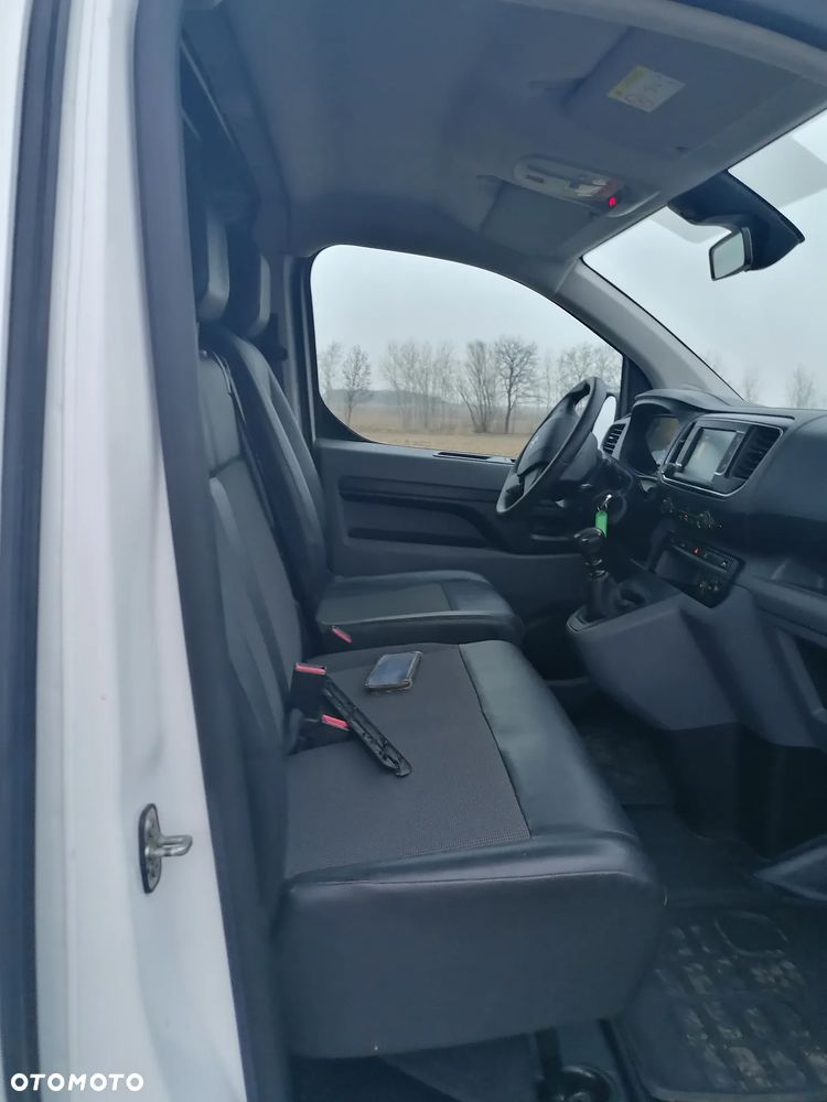 Peugeot Expert - 8