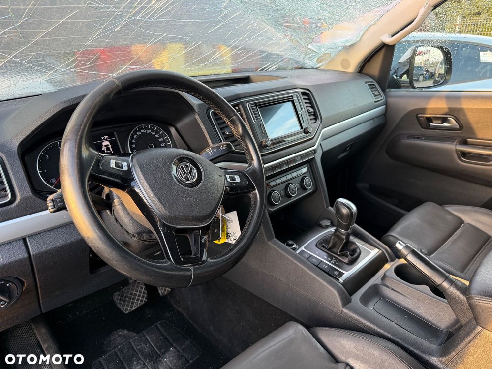 Volkswagen Amarok - 9