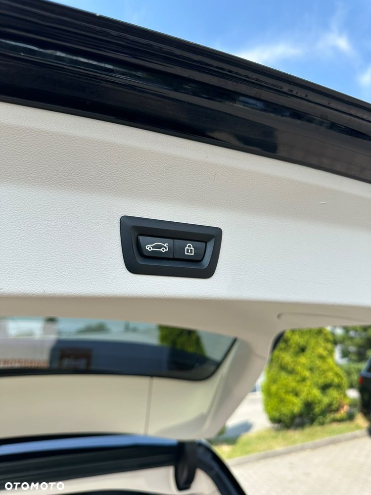 BMW X3 xDrive20d - 23