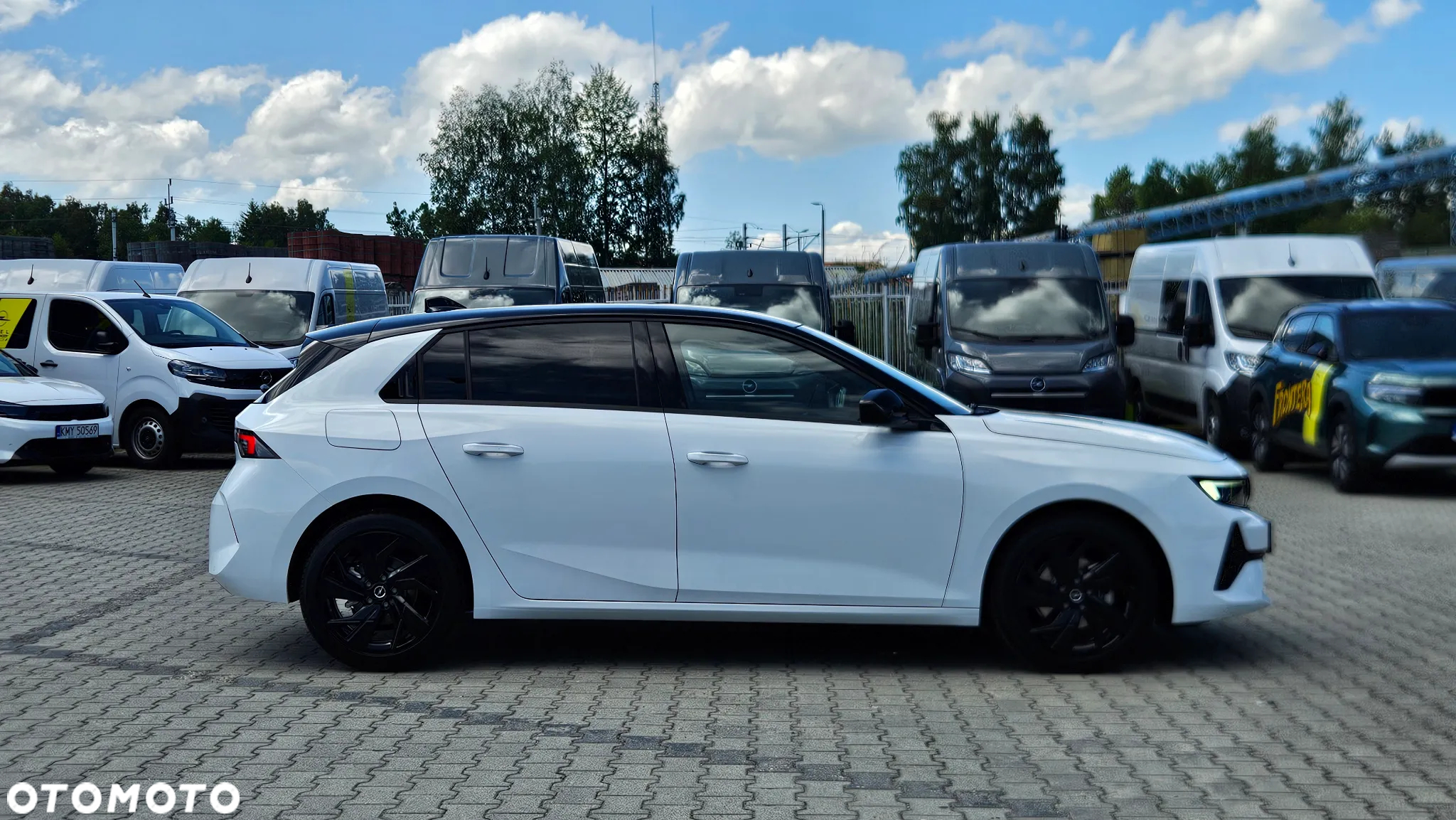 Opel Astra VI 1.2 T GS S&S - 19