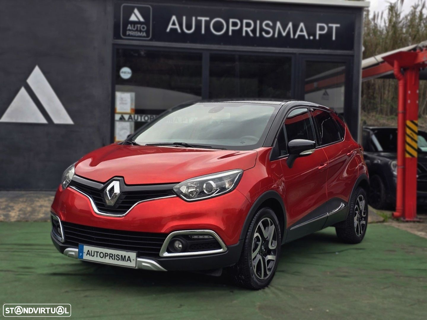 Renault Captur 1.5 dCi Helly Hansen - 4