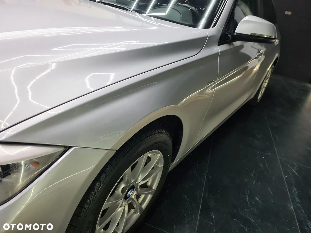 BMW Seria 3 316d Sport Line - 19