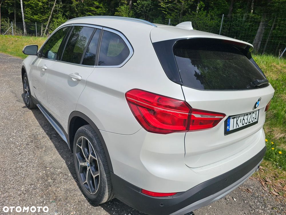 BMW X1 xDrive25i xLine - 10