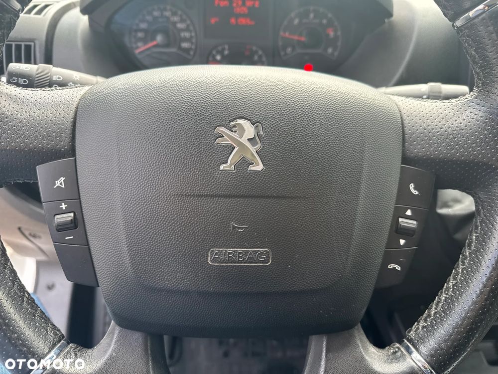 Peugeot Boxer 435 BlueHDi  L4H2 Premium Brygadówka - 15