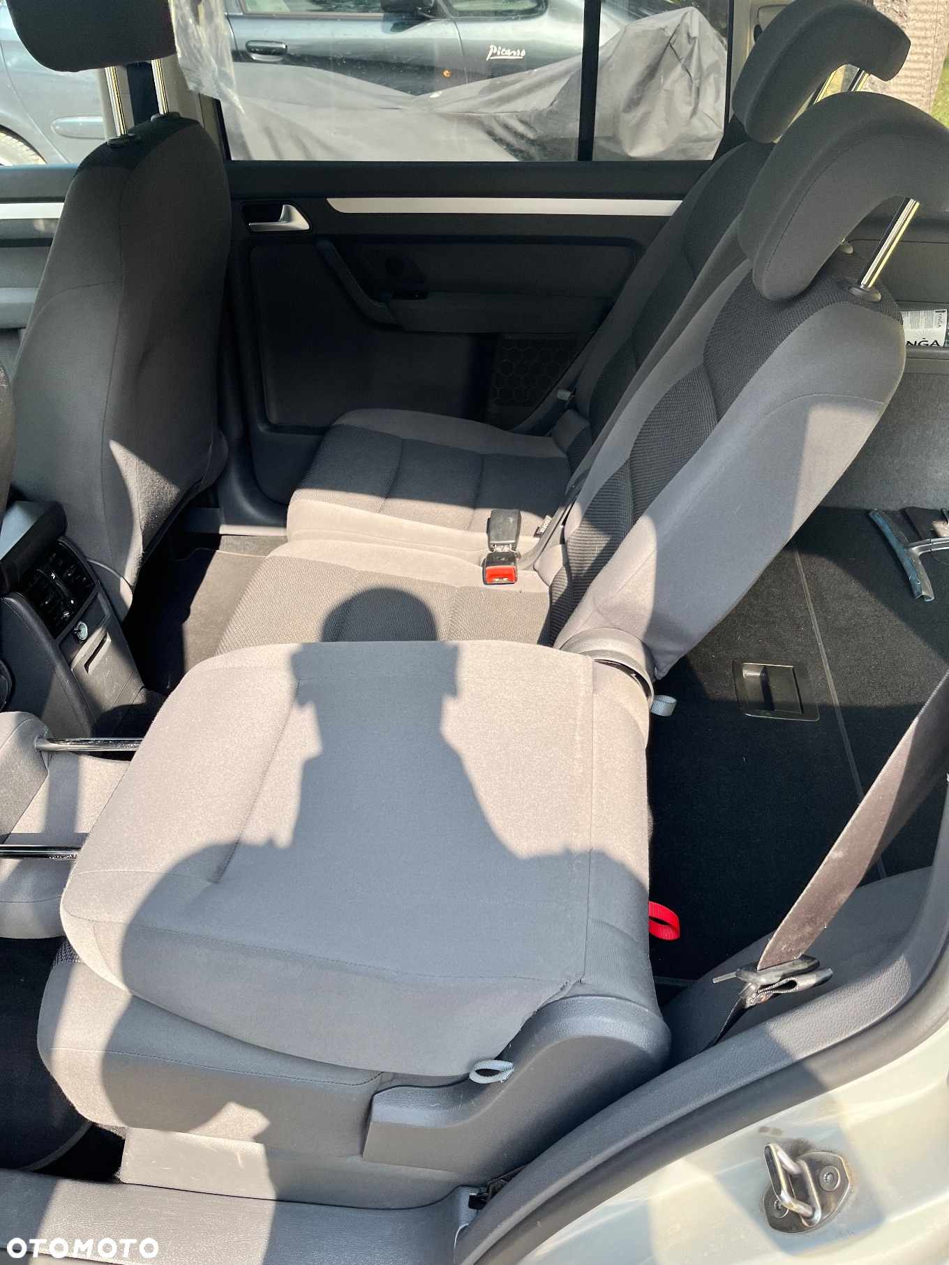 Volkswagen Touran 1.6 TDI DPF BlueMot Trendline - 11