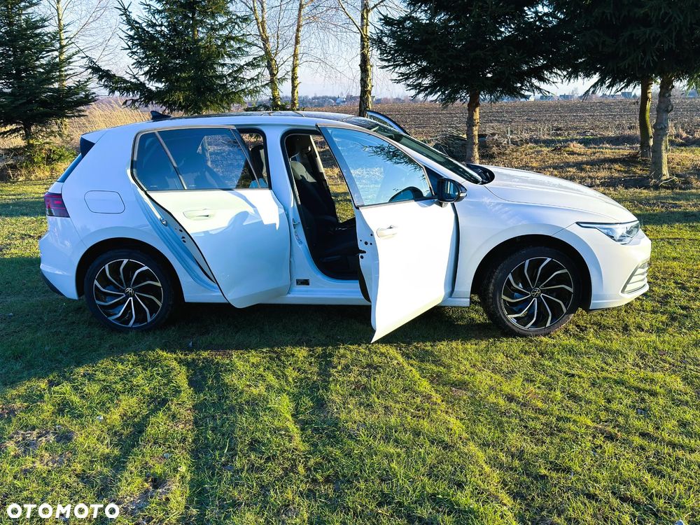 Volkswagen Golf - 29