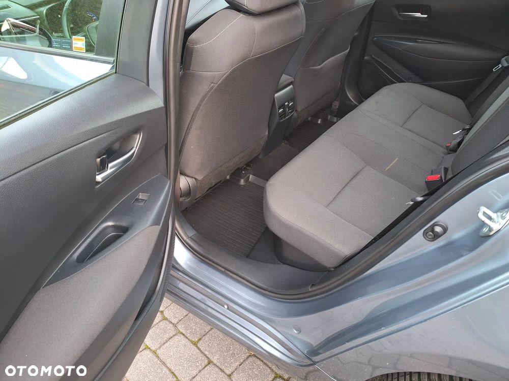 Toyota Corolla 1.8 Hybrid Comfort - 24