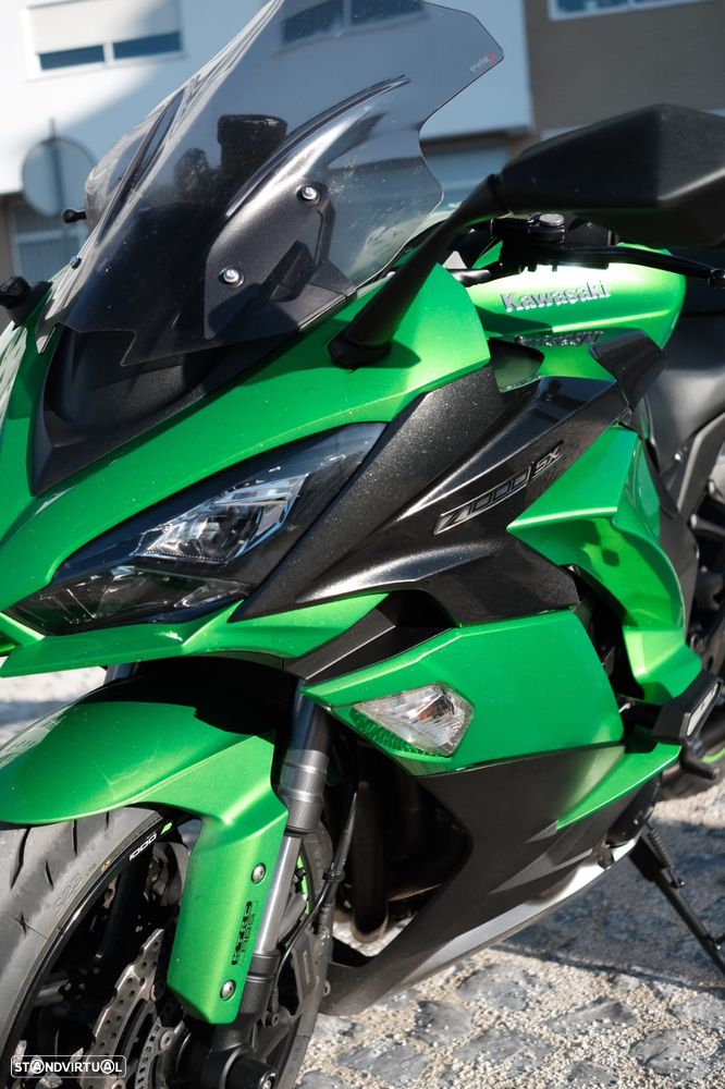 Kawasaki Z Z1000SX - 7