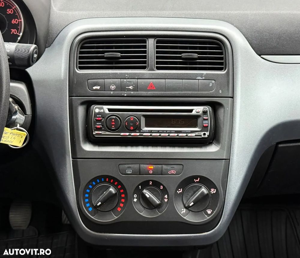 Fiat Punto 1.4 8V Dynamic - 7