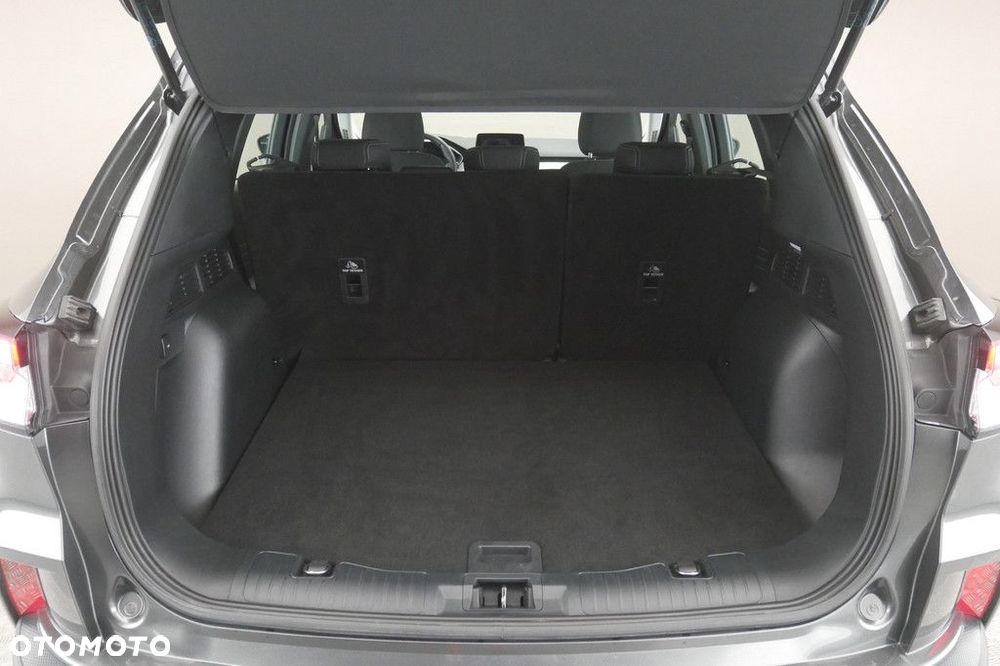 Ford Kuga - 16