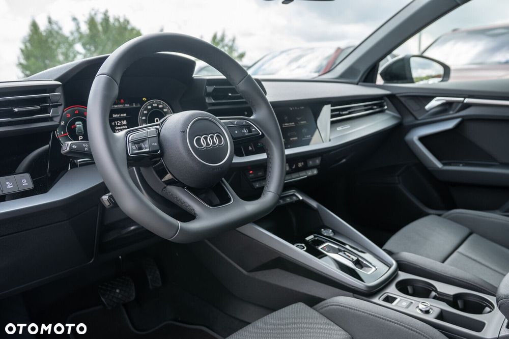 Audi A3 Sportback - 14