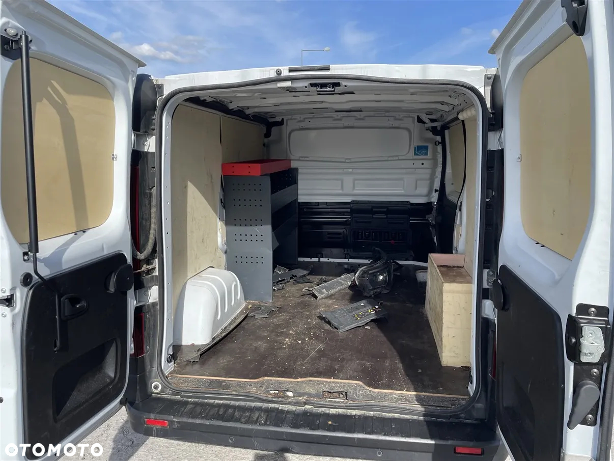Renault TRAFIC - 25