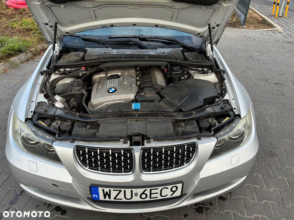 BMW Seria 3 325i - 10