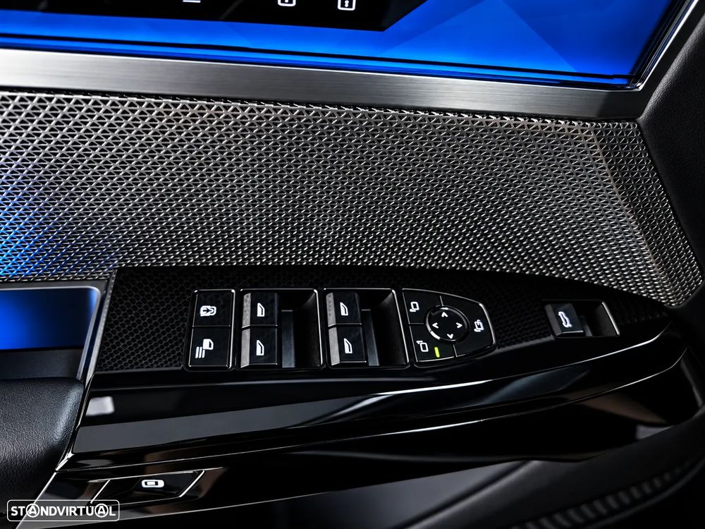 BMW i7 xDrive50 - 30