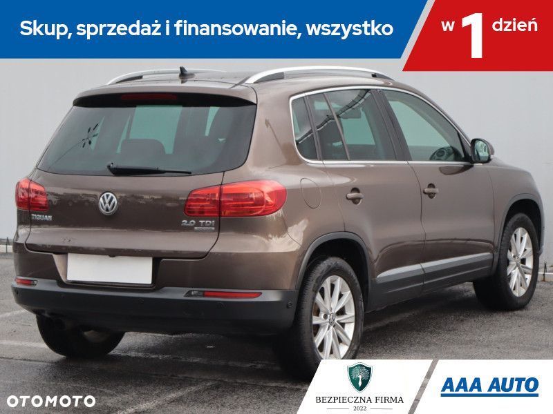 Volkswagen Tiguan - 7